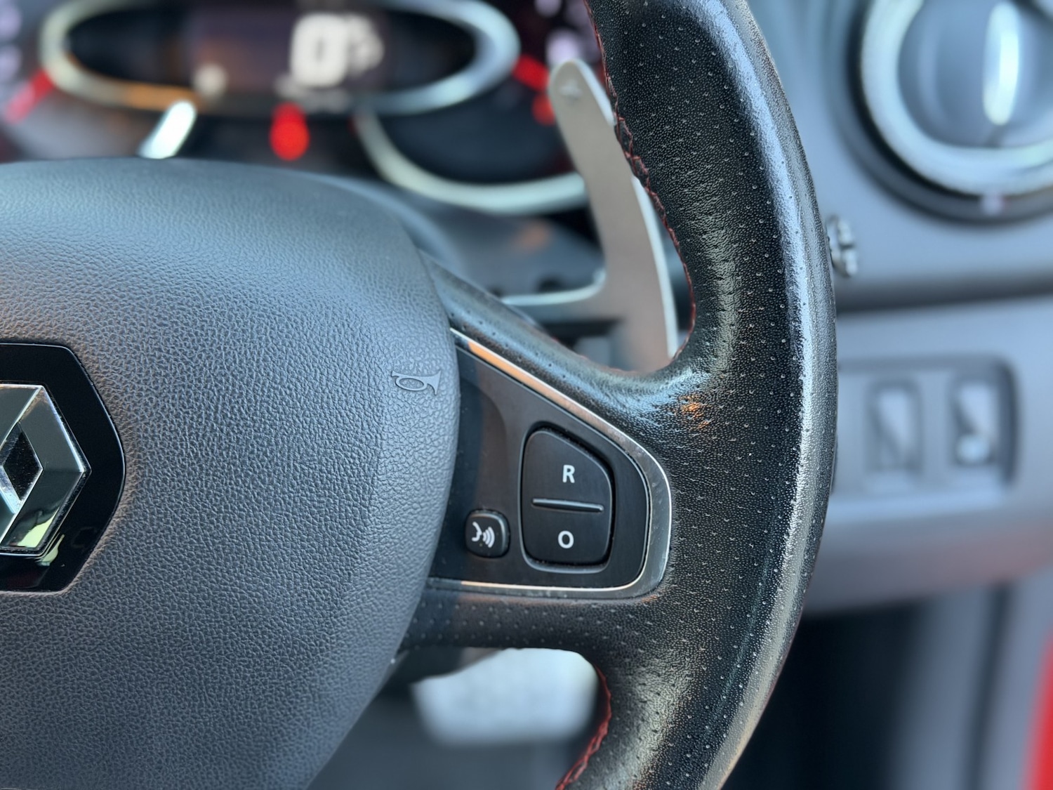 Used Renault Clio 2016 for sale - 77282717: Photo 38