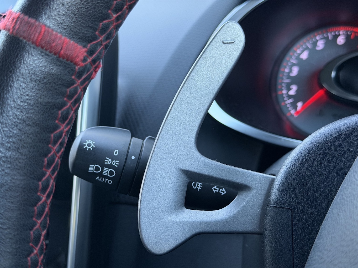 Used Renault Clio 2016 for sale - 77282717: Photo 41