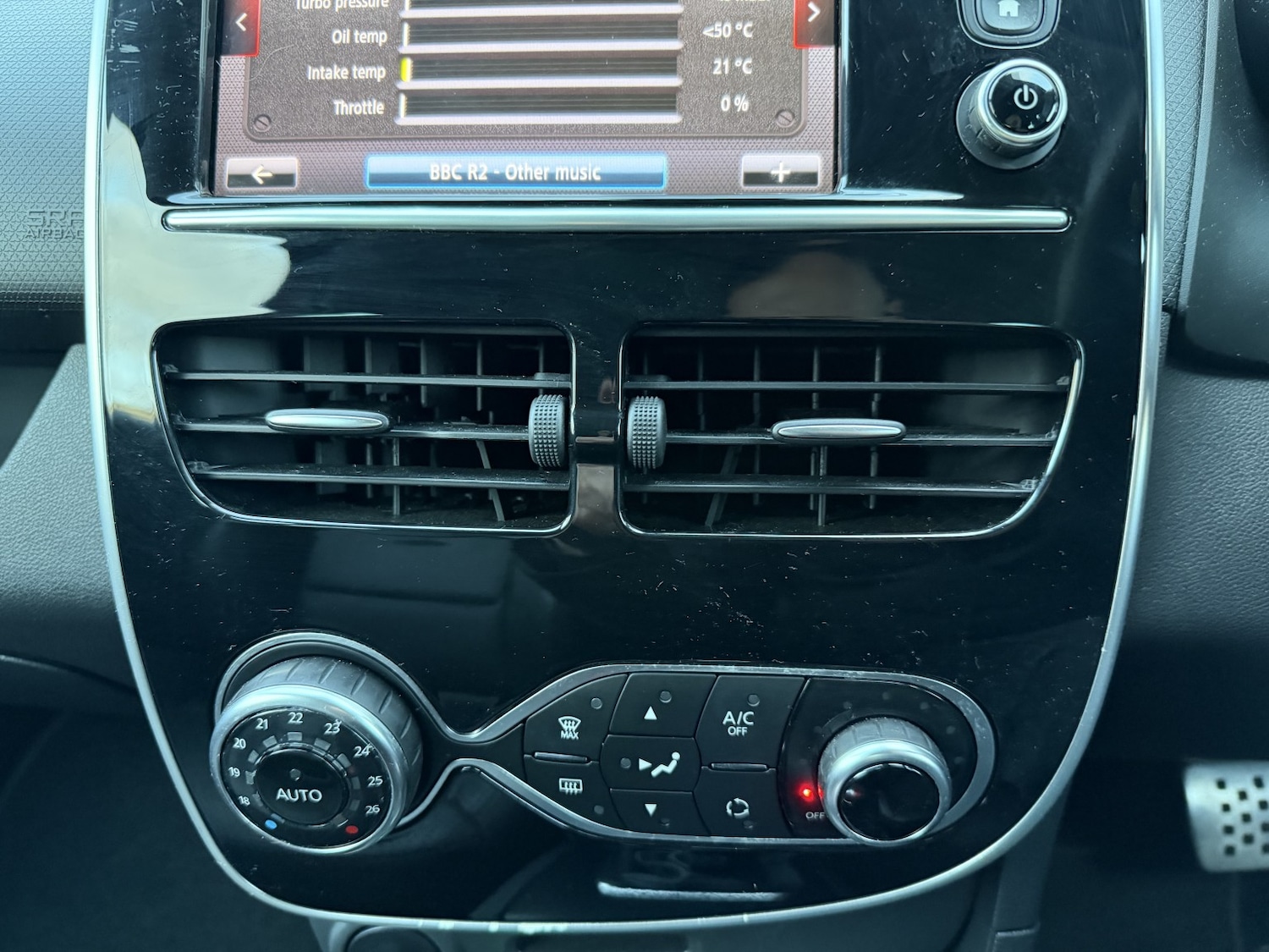 Used Renault Clio 2016 for sale - 77282717: Photo 53