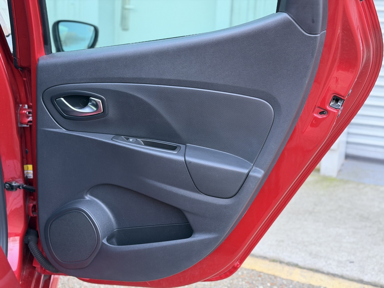 Used Renault Clio 2016 for sale - 77282717: Photo 60