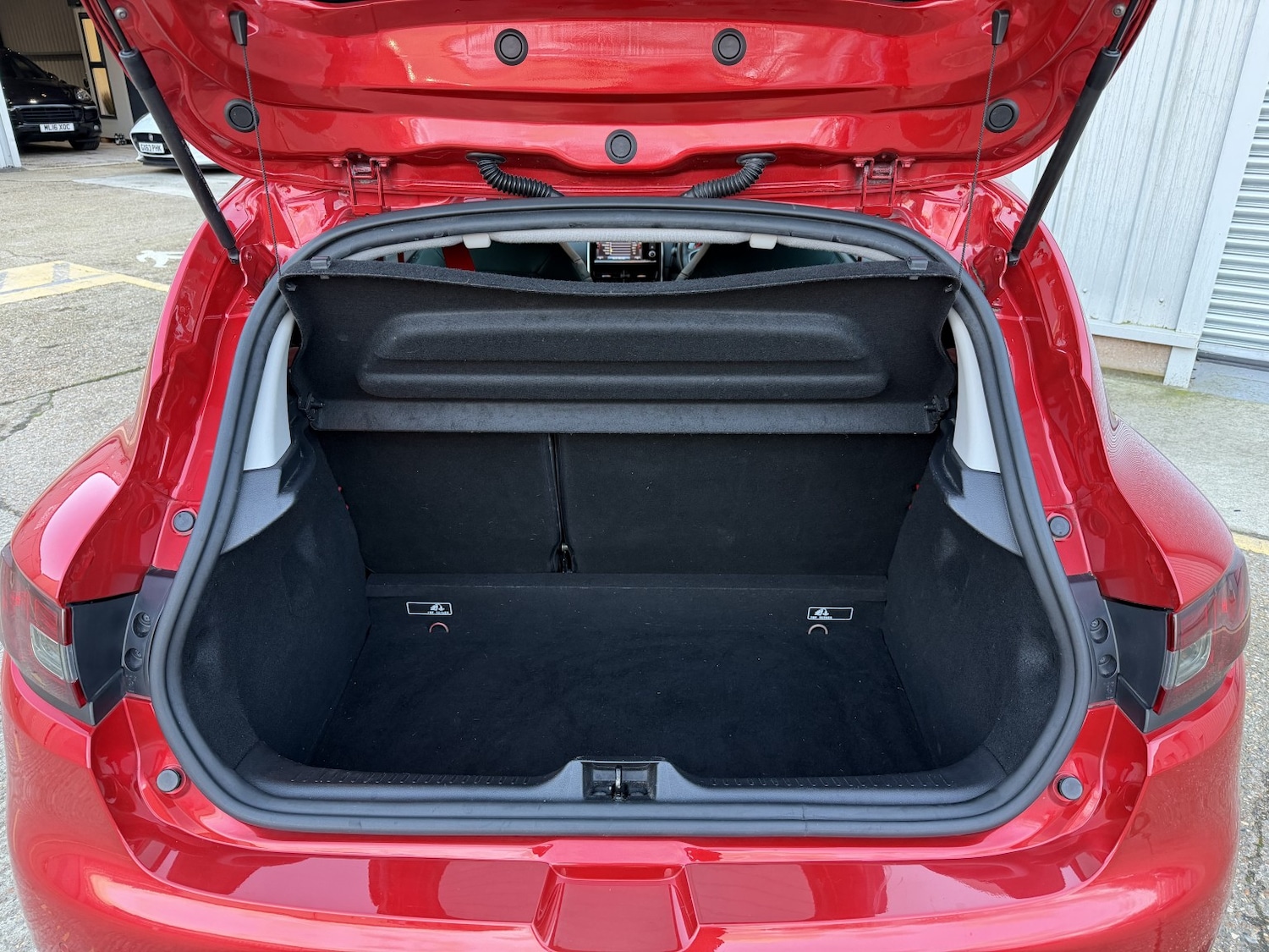 Used Renault Clio 2016 for sale - 77282717: Photo 66