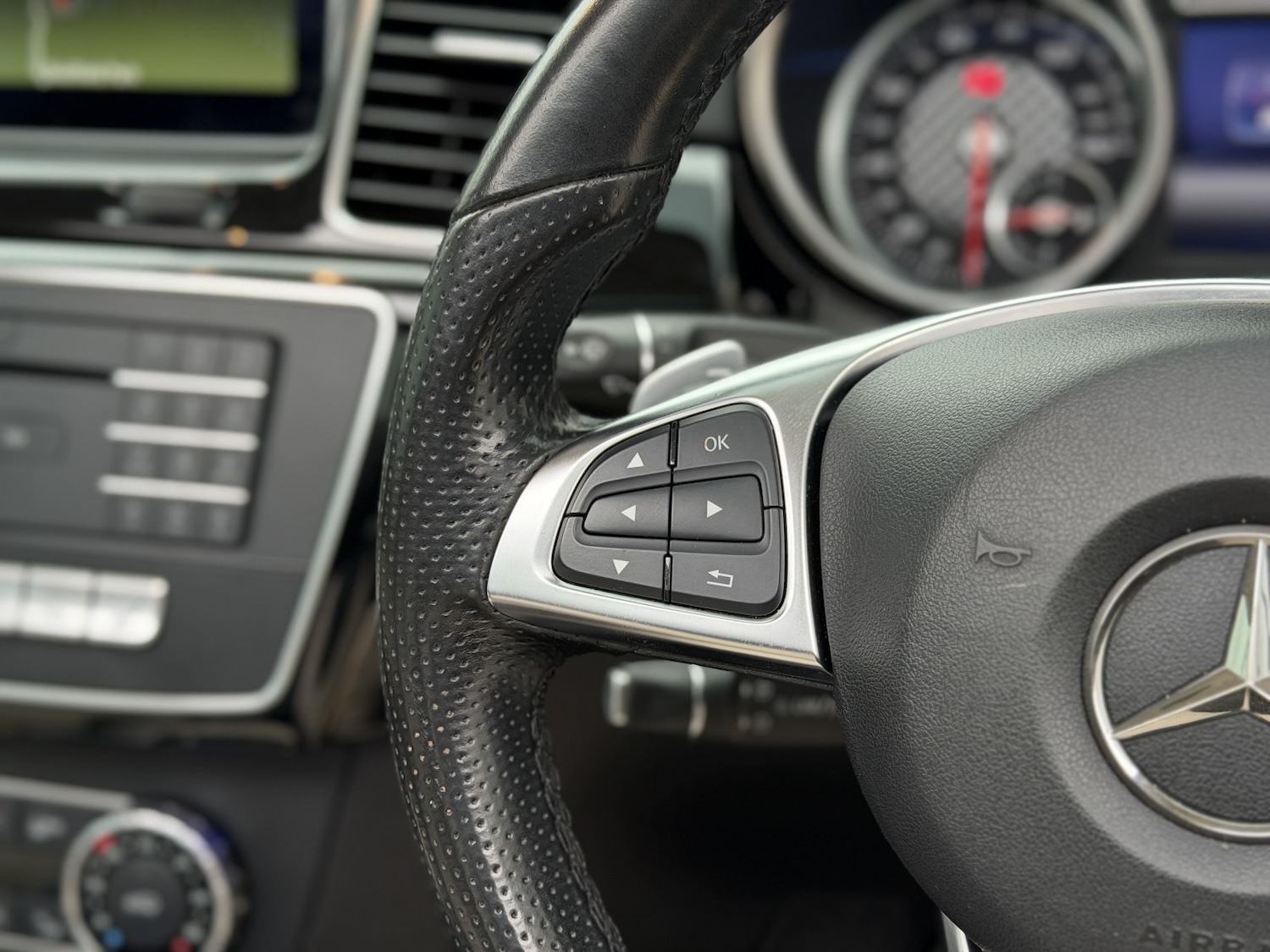 Used Mercedes-Benz GLE 2015 for sale - 77953956: Photo 32