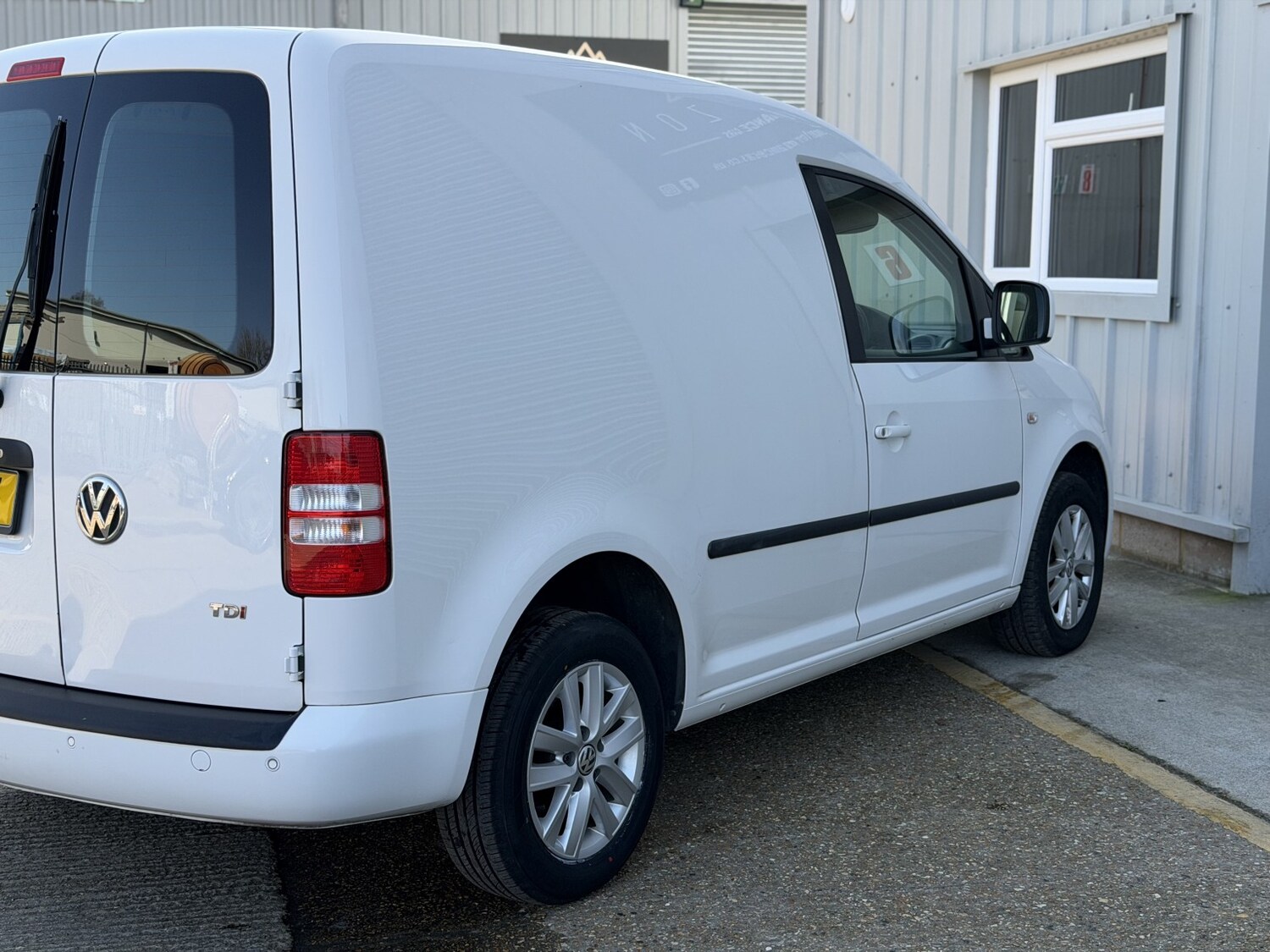 Used Volkswagen Caddy 2015 for sale - 77766322: Photo 18