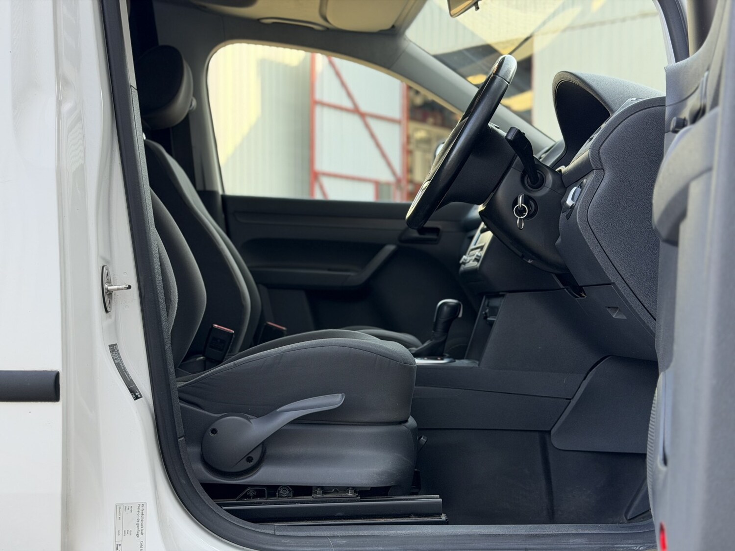 Used Volkswagen Caddy 2015 for sale - 77766322: Photo 33