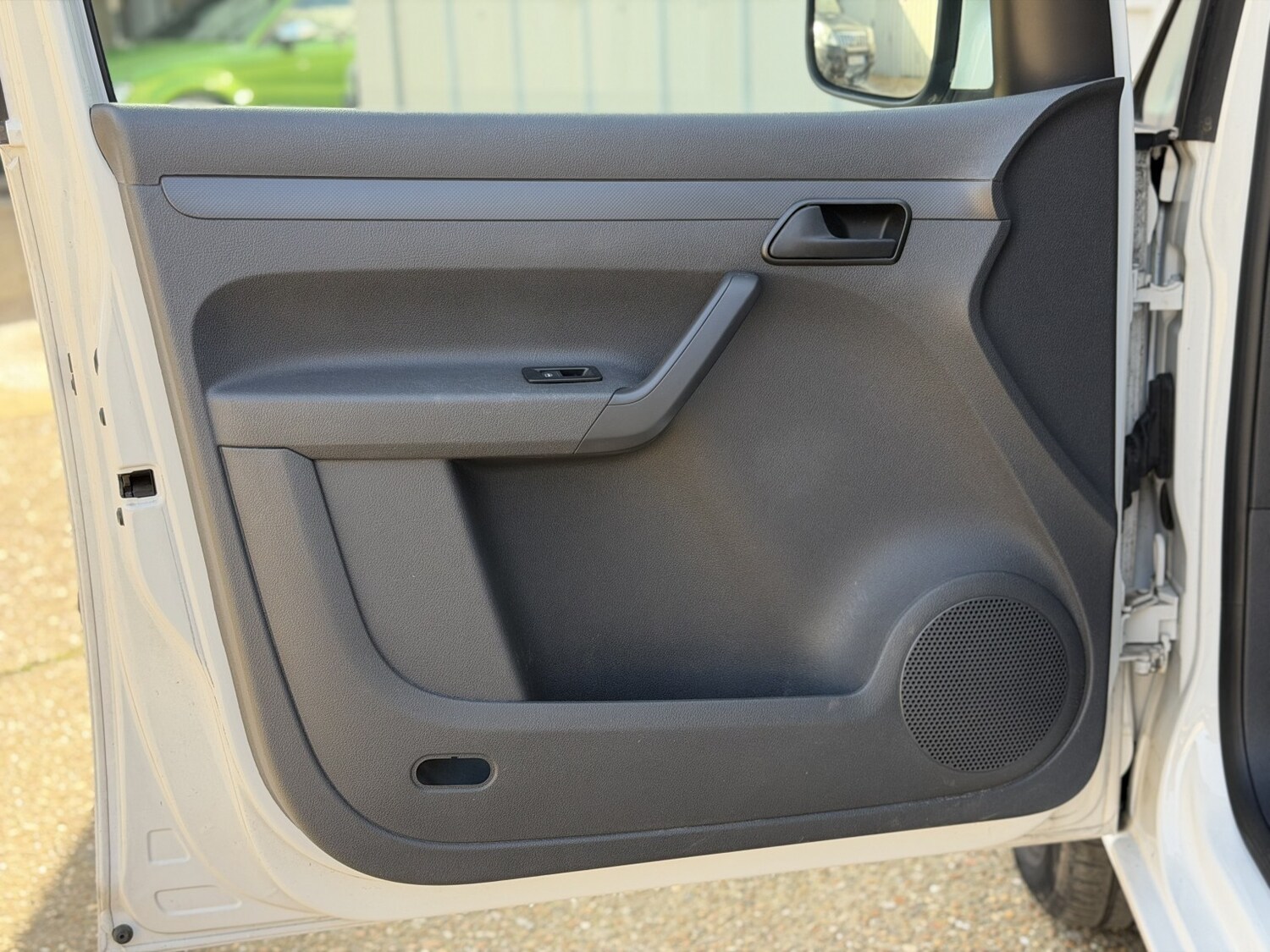 Used Volkswagen Caddy 2015 for sale - 77766322: Photo 45