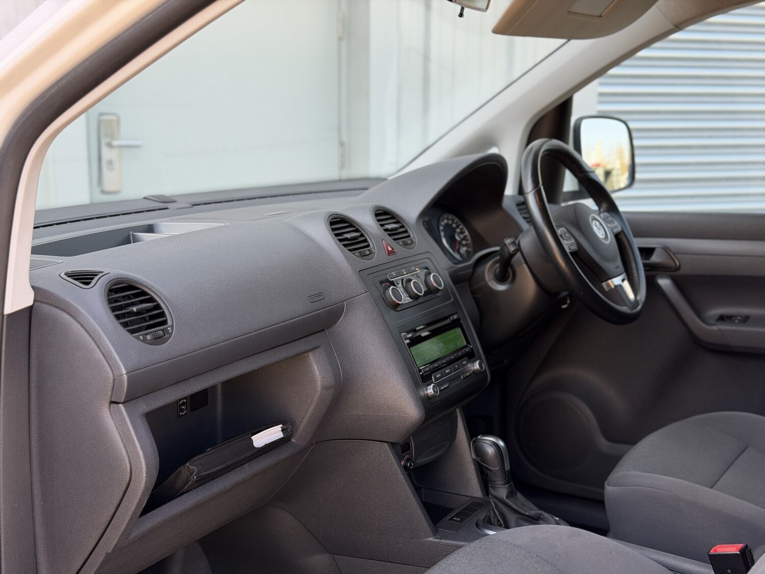 Used Volkswagen Caddy 2015 for sale - 77766322: Photo 46