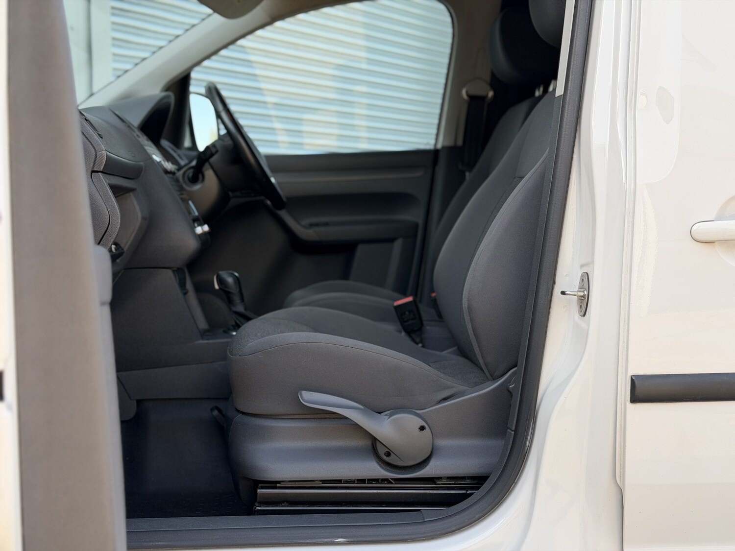 Used Volkswagen Caddy 2015 for sale - 77766322: Photo 47