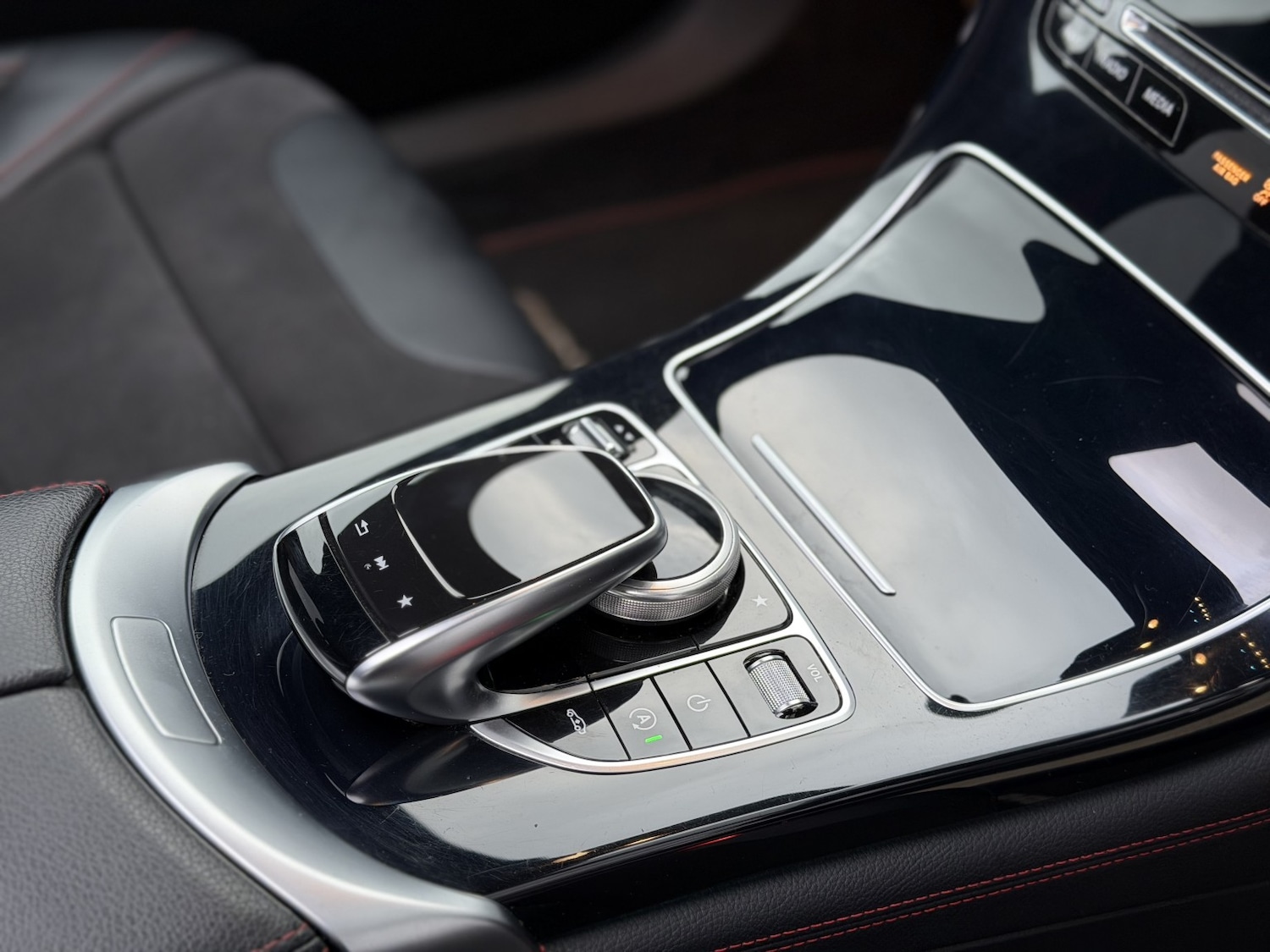 Used Mercedes-Benz GLC 2018 for sale - 77233757: Photo 43