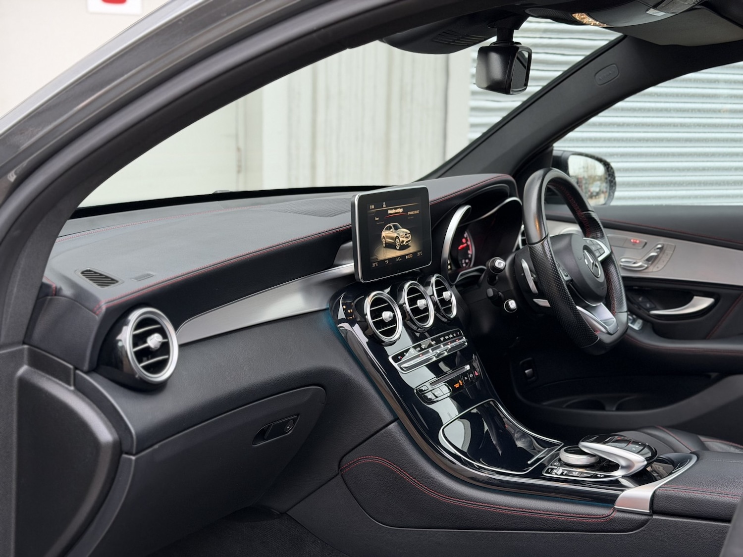 Used Mercedes-Benz GLC 2018 for sale - 77233757: Photo 60