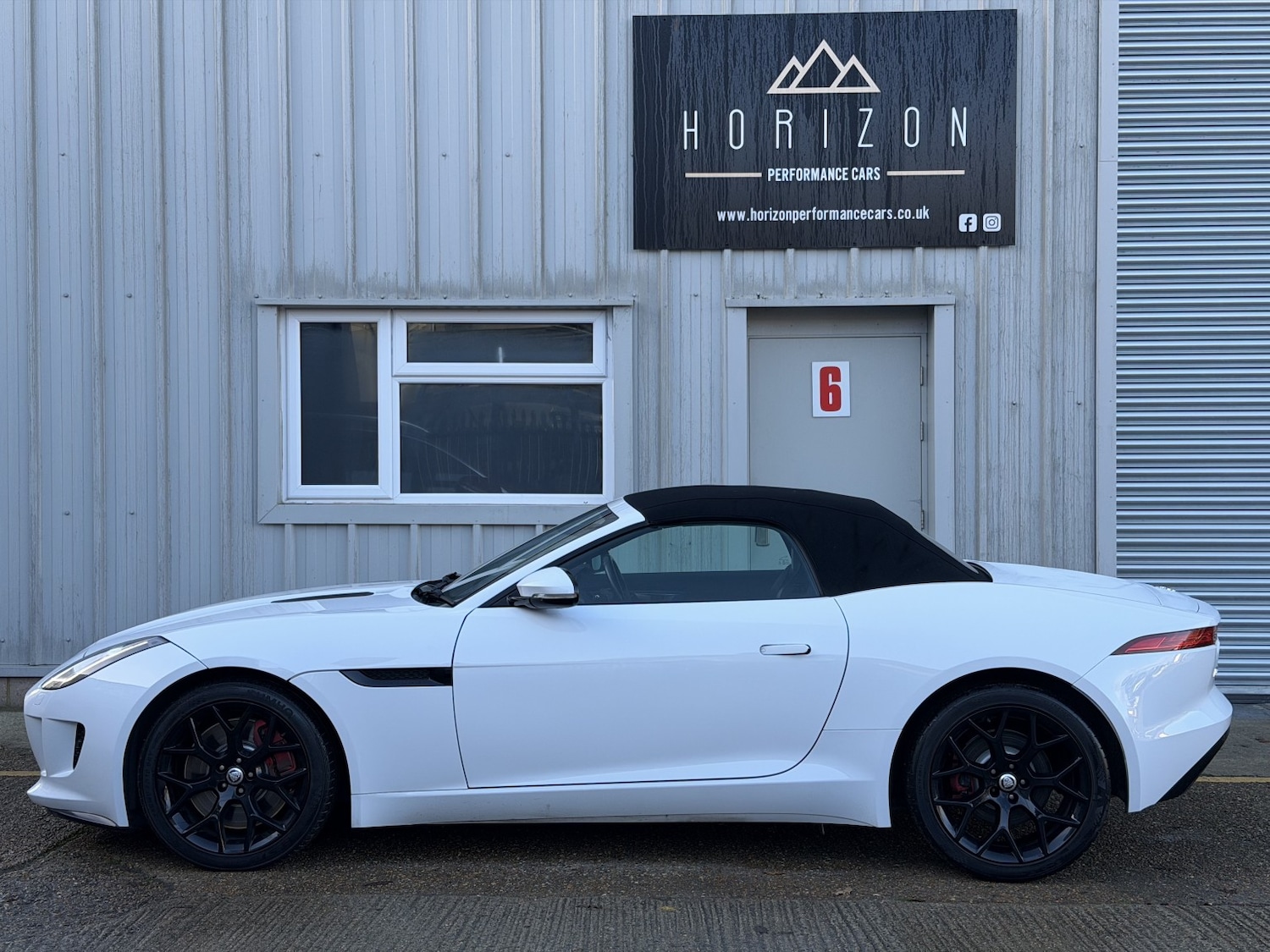 Used Jaguar F-Type 2013 for sale - 76945418: Photo 13
