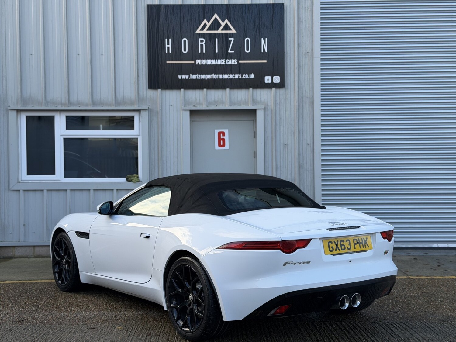 Used Jaguar F-Type 2013 for sale - 76945418: Photo 15