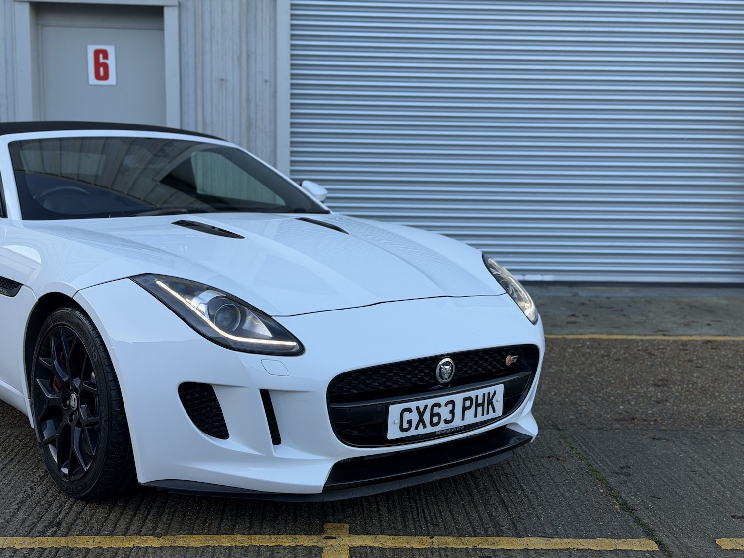 Used Jaguar F-Type 2013 for sale - 76945418: Photo 29