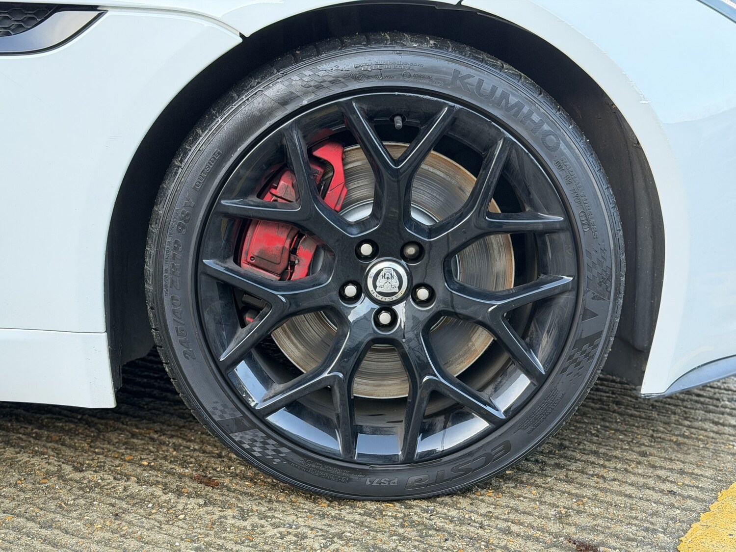 Used Jaguar F-Type 2013 for sale - 76945418: Photo 36