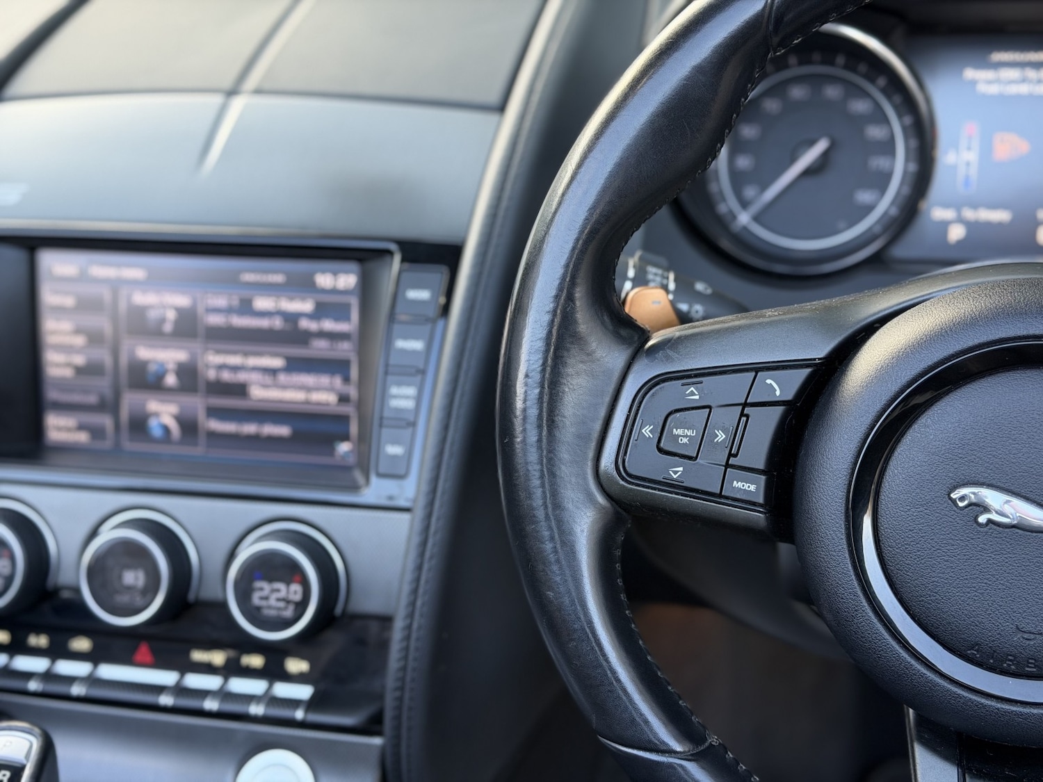 Used Jaguar F-Type 2013 for sale - 76945418: Photo 46