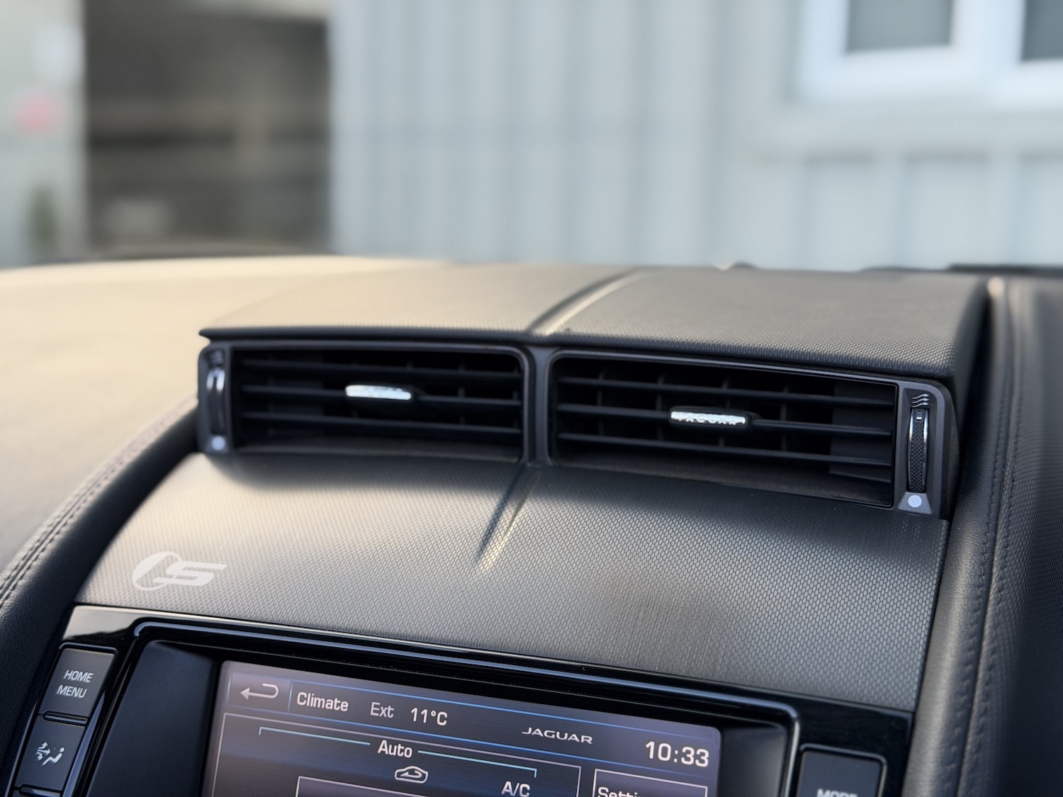 Used Jaguar F-Type 2013 for sale - 76945418: Photo 52