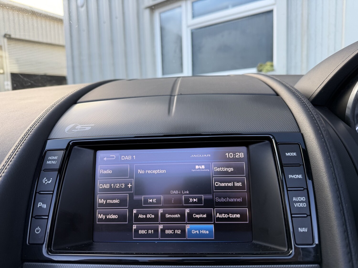 Used Jaguar F-Type 2013 for sale - 76945418: Photo 56