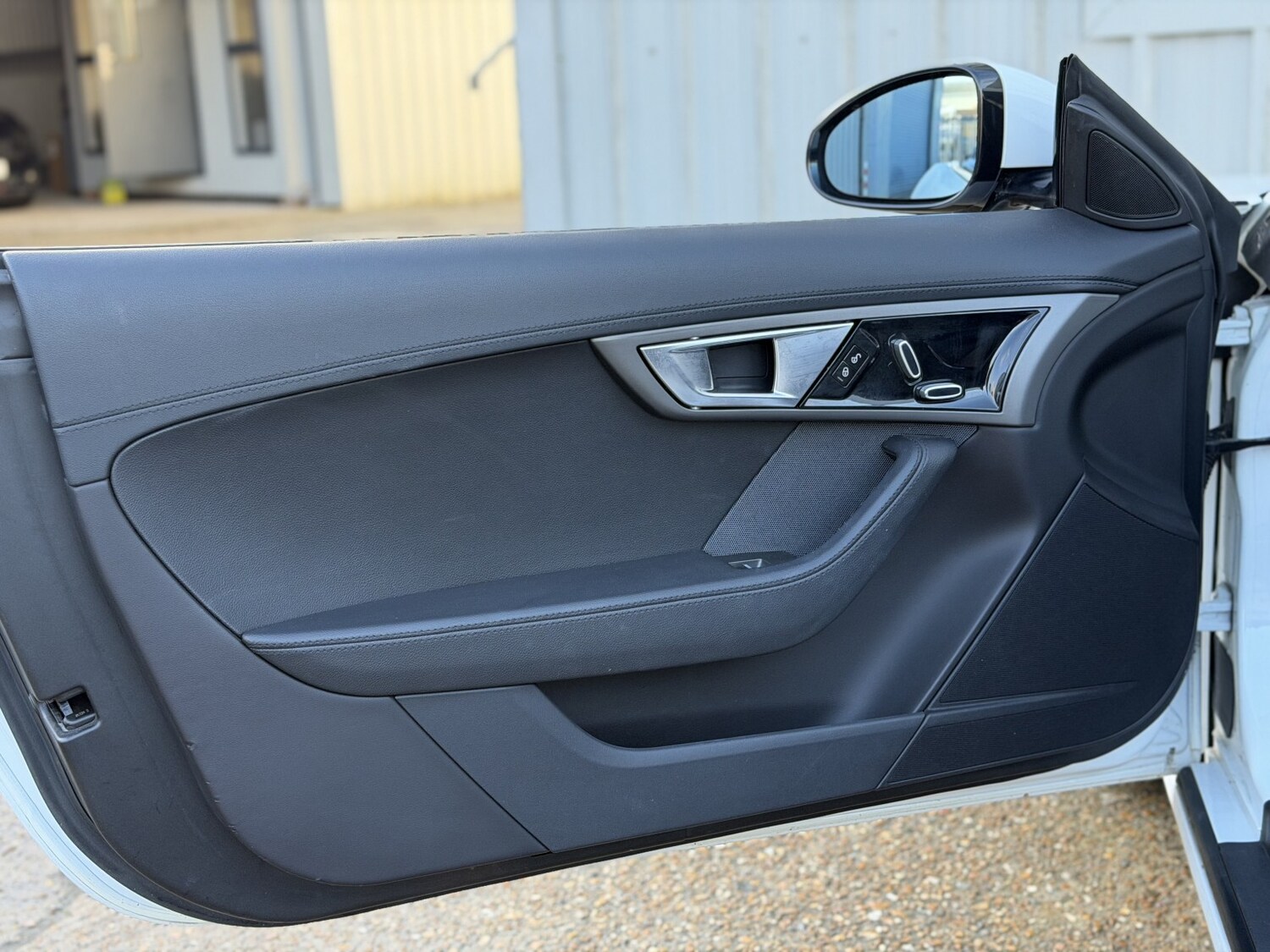 Used Jaguar F-Type 2013 for sale - 76945418: Photo 61