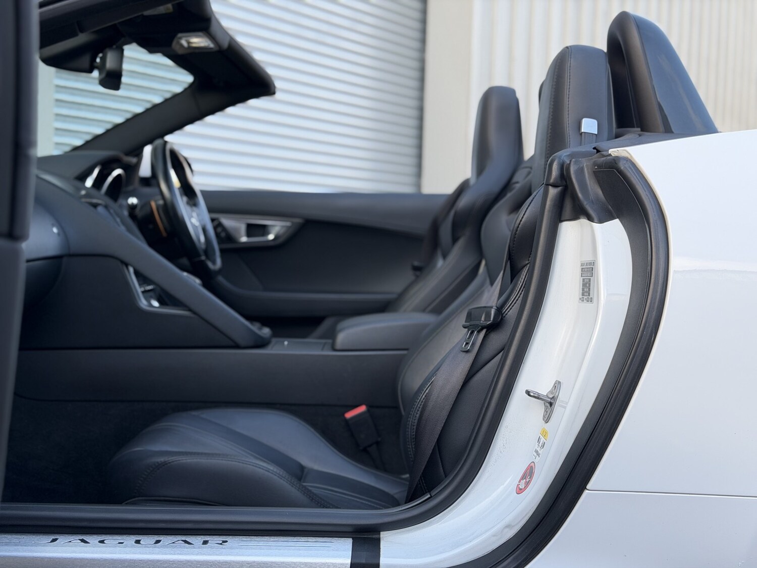 Used Jaguar F-Type 2013 for sale - 76945418: Photo 63