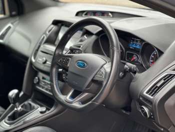 Used Ford Focus 2017 for sale - 74777426: Photo