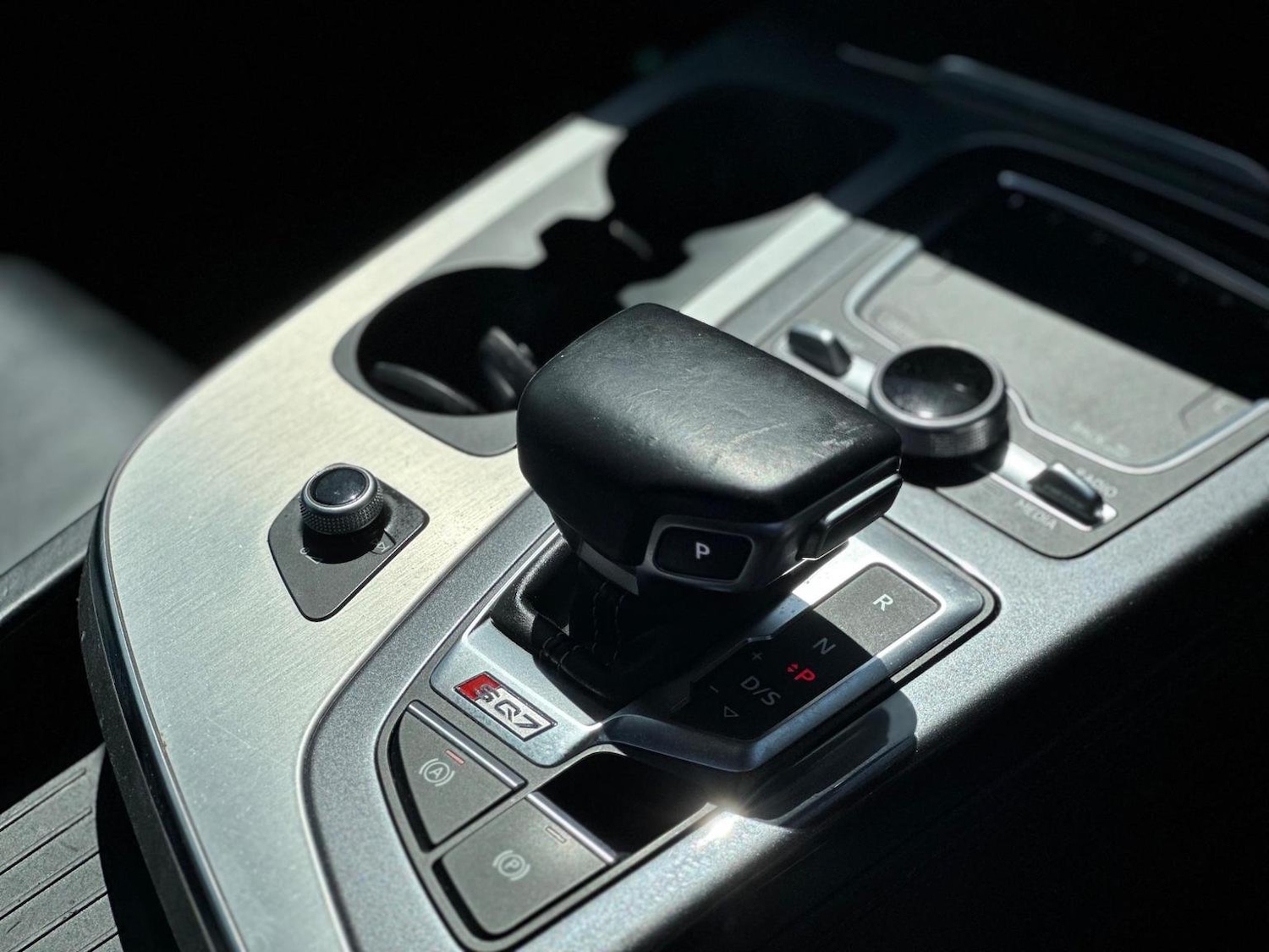 Used Audi Q7 2018 for sale - 76945430: Photo 43