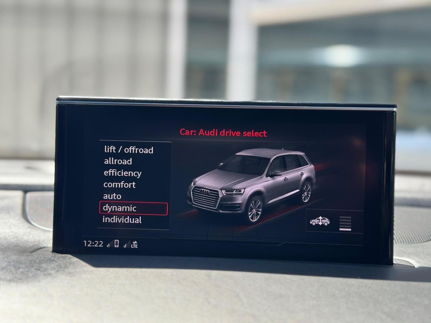 Used Audi Q7 2018 for sale - 76945430: Photo 54