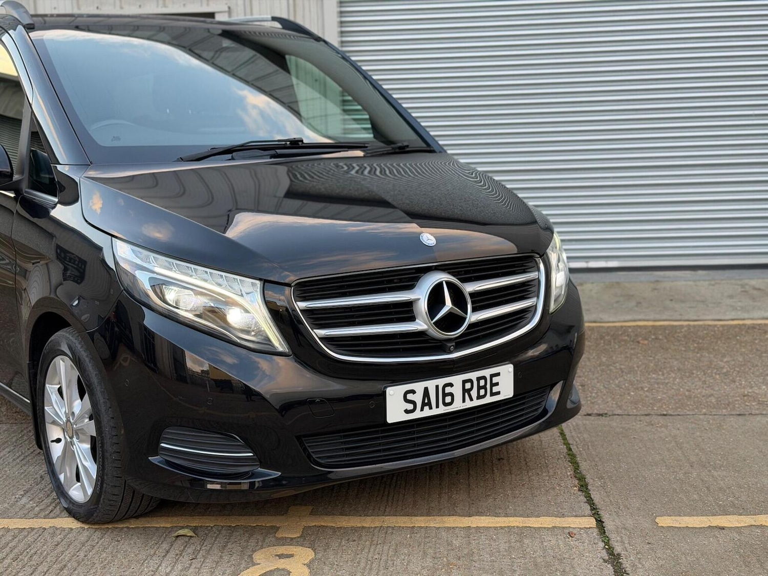 Used Mercedes-Benz V-Class 2016 for sale - 76945423: Photo 18