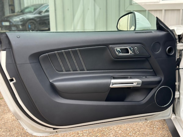 Used Ford Mustang 2018 for sale - 76108604: Photo 54