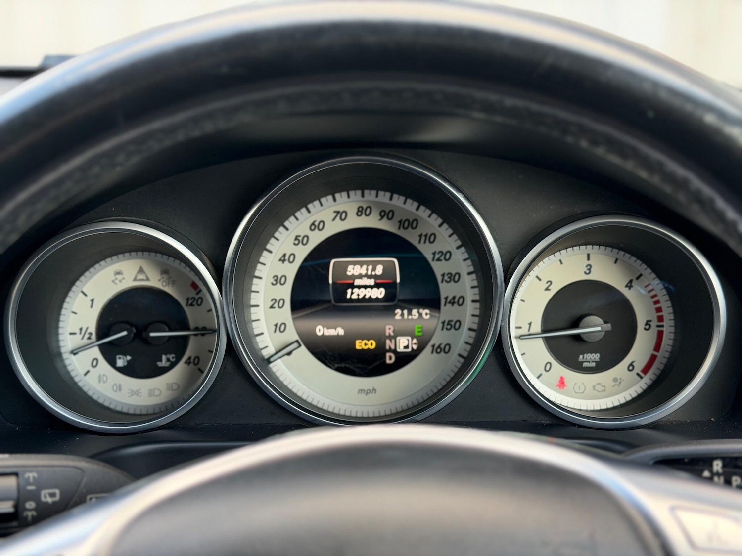 Used Mercedes-Benz E Class 2014 for sale - 76397947: Photo 45