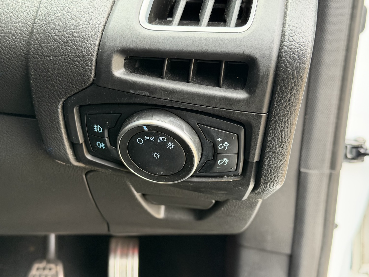 Used Ford Focus 2016 for sale - 76982787: Photo 35