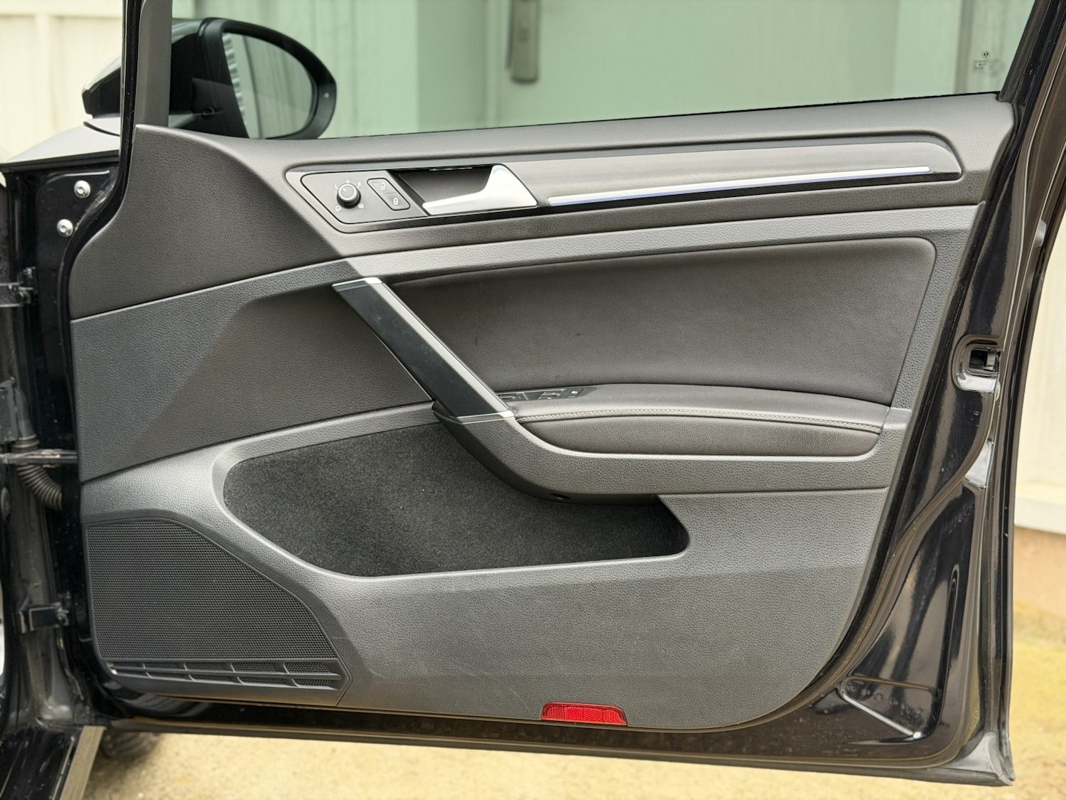 Used Volkswagen Golf 2016 for sale - 77159308: Photo 30