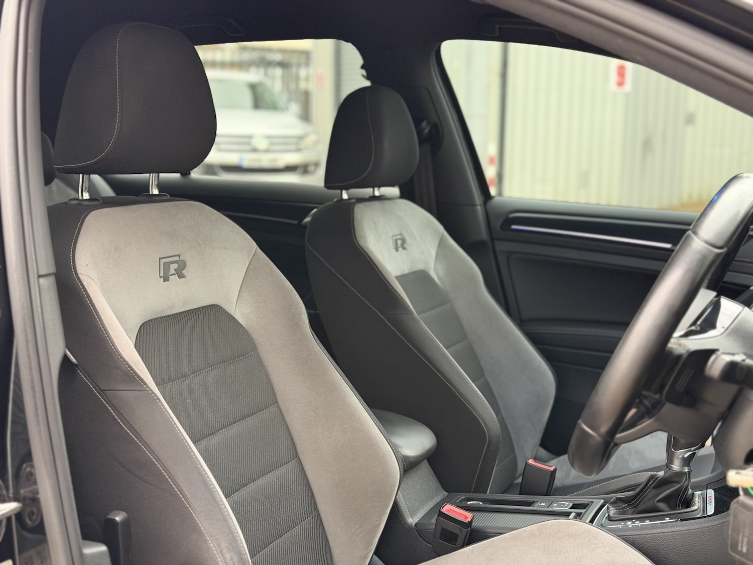 Used Volkswagen Golf 2016 for sale - 77159308: Photo 33