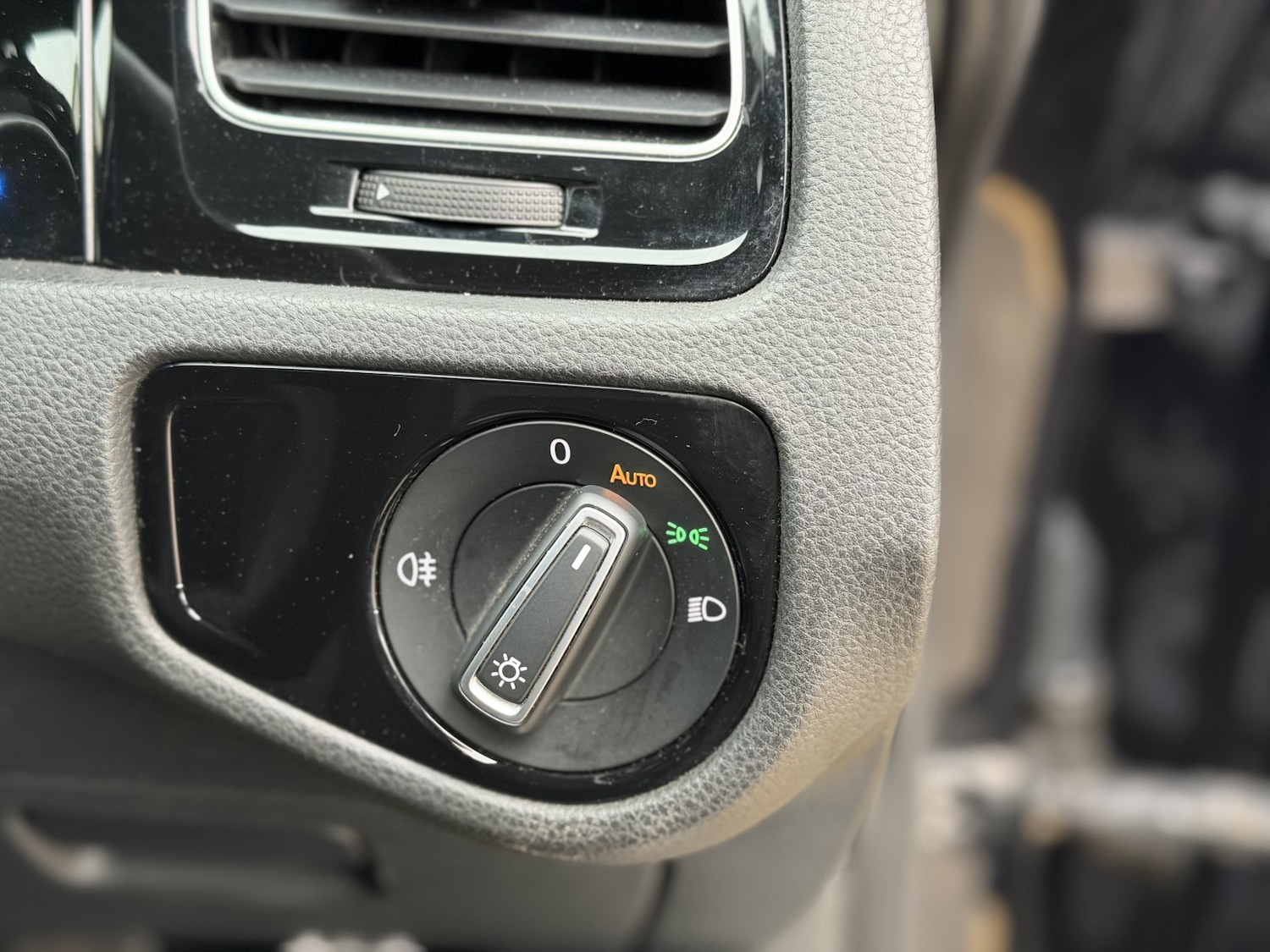 Used Volkswagen Golf 2016 for sale - 77159308: Photo 36