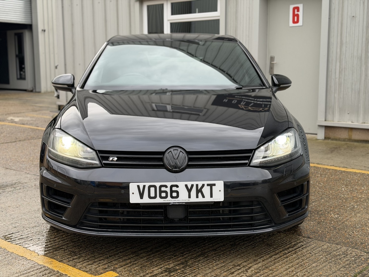 Used Volkswagen Golf 2016 for sale - 77159308: Photo 4