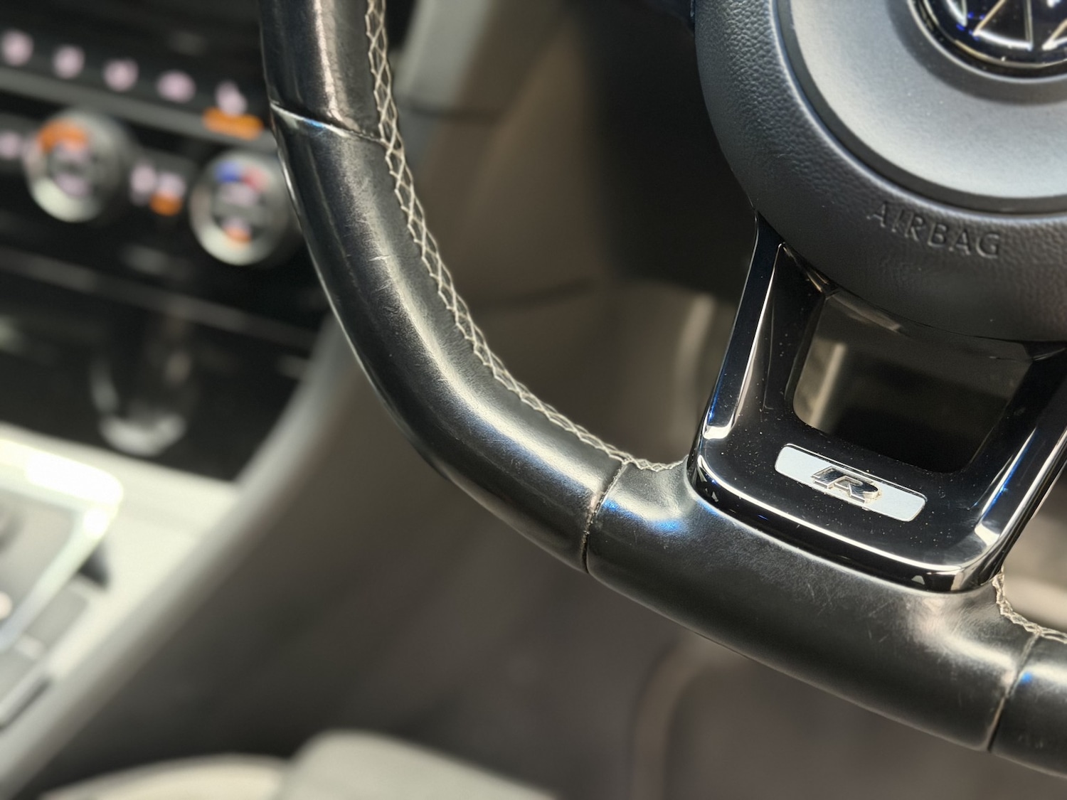 Used Volkswagen Golf 2016 for sale - 77159308: Photo 40