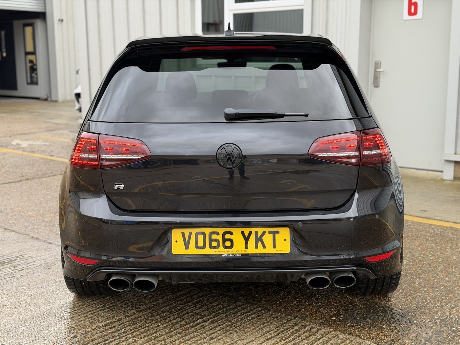 Used Volkswagen Golf 2016 for sale - 77159308: Photo 9