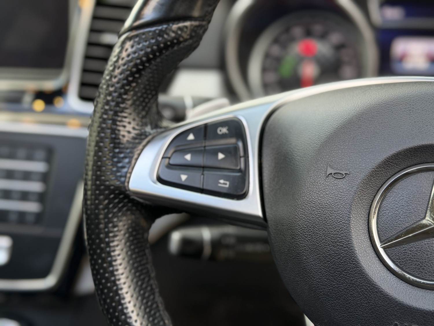 Used Mercedes-Benz GLE 2018 for sale - 77282685: Photo 35