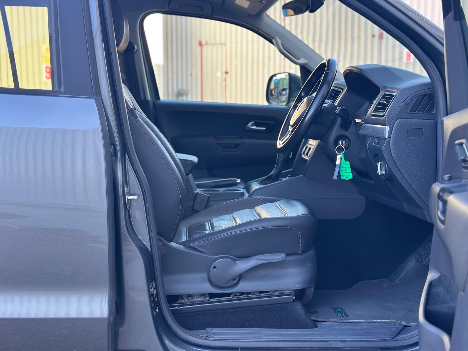 Used Volkswagen Amarok 2020 for sale - 76201474: Photo 35