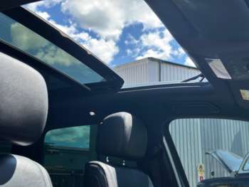 Used Volkswagen Touareg 2017 for sale - 75141165: Photo