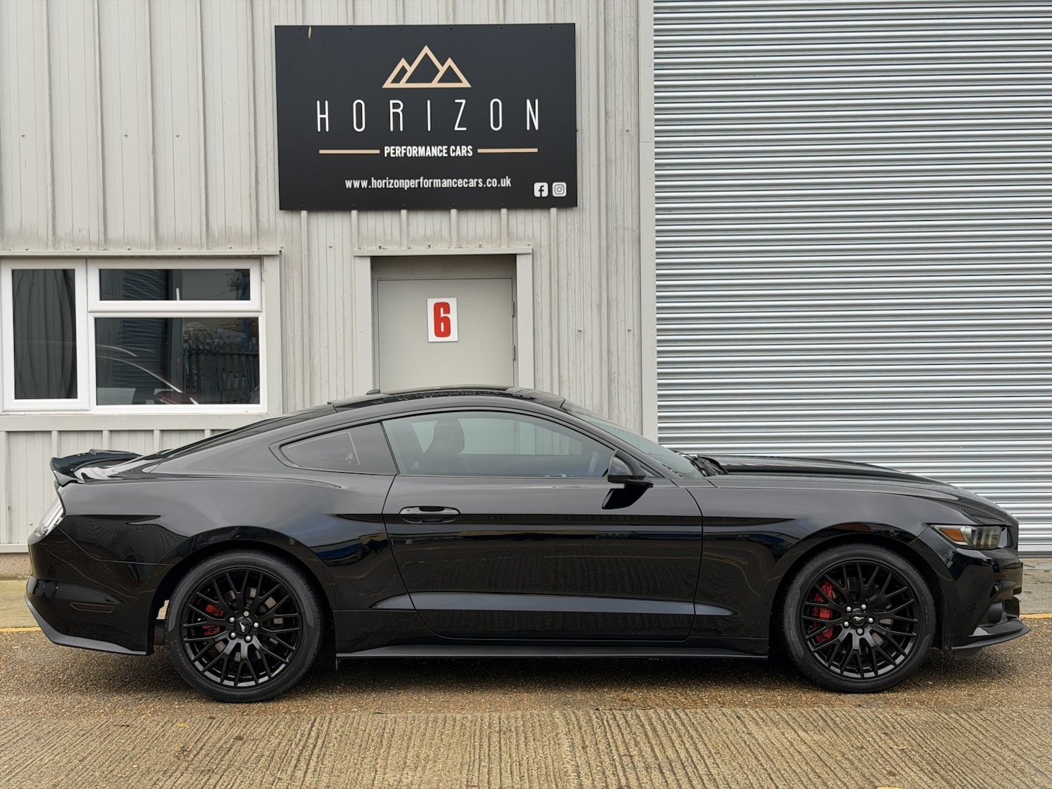 Used Ford Mustang 2017 for sale - 76945421: Photo 11