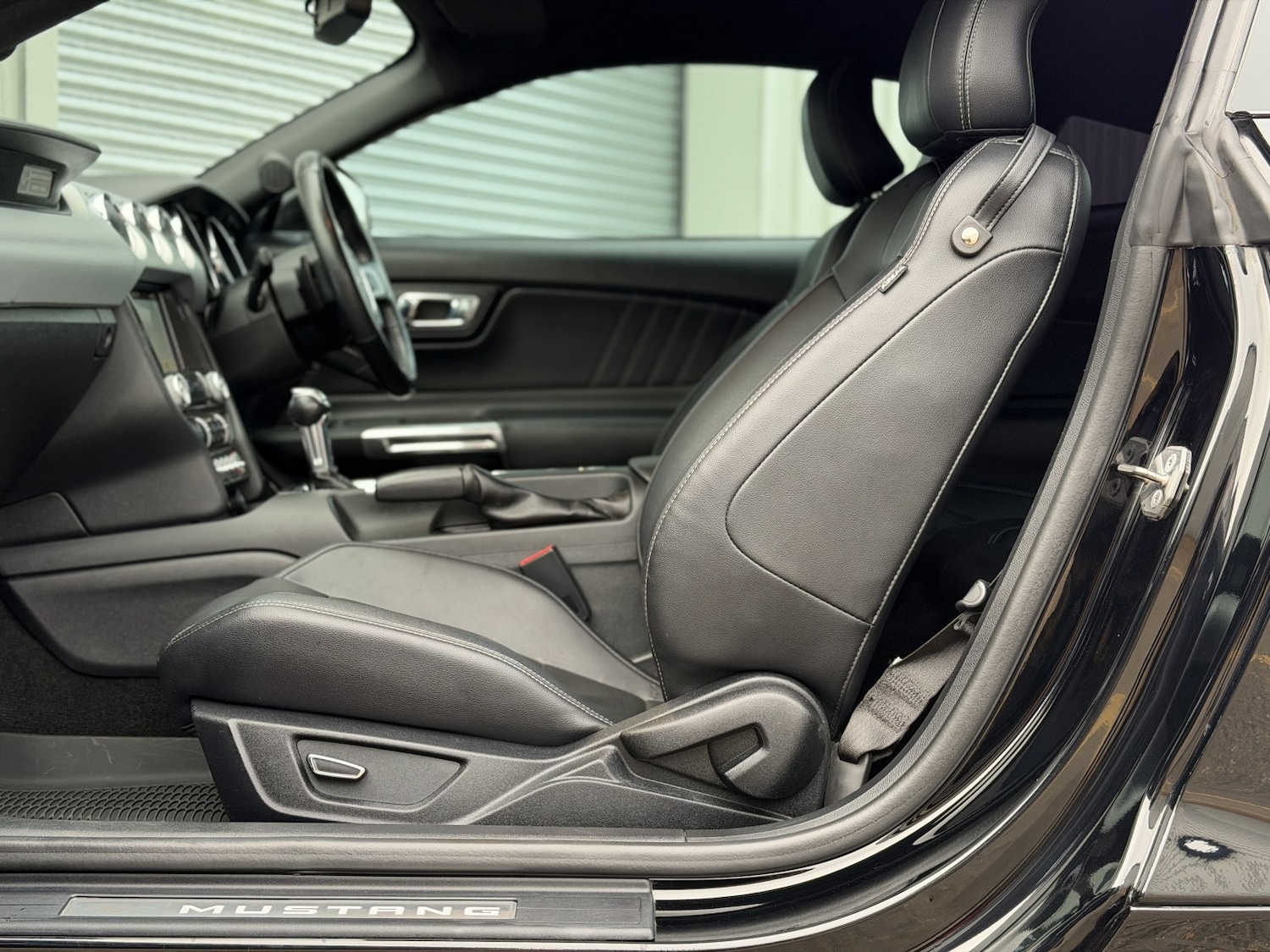 Used Ford Mustang 2017 for sale - 76945421: Photo 60