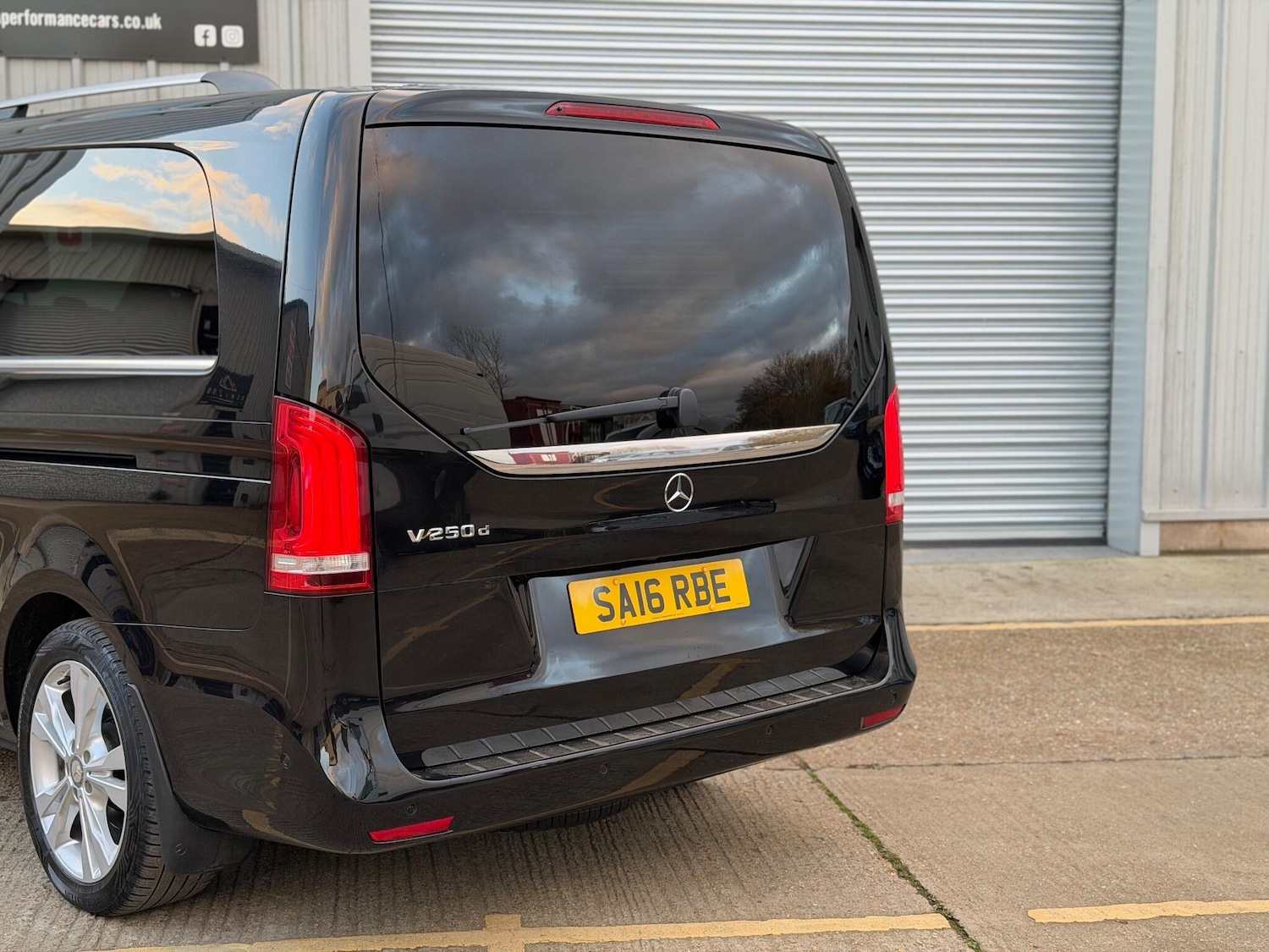 Used Mercedes-Benz V-Class 2016 for sale - 76701634: Photo 19