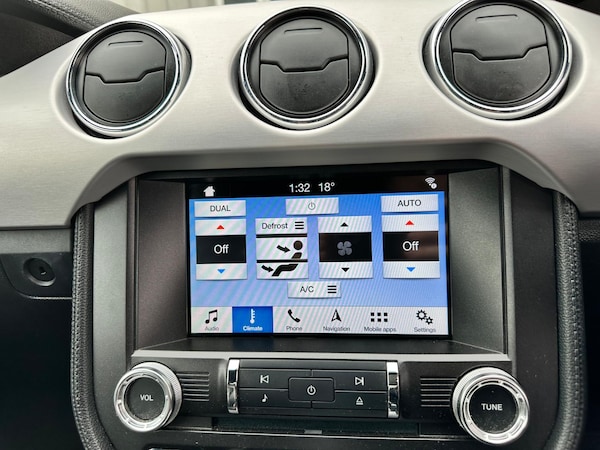 Used Ford Mustang 2018 for sale - 76109051: Photo 50