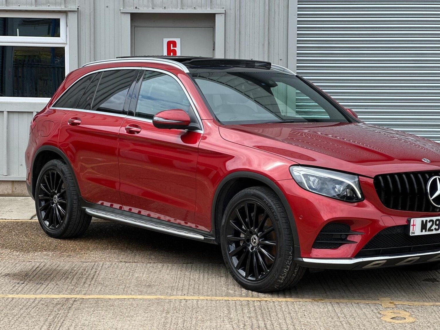 Used Mercedes-Benz GLC 2017 for sale - 76945427: Photo 18