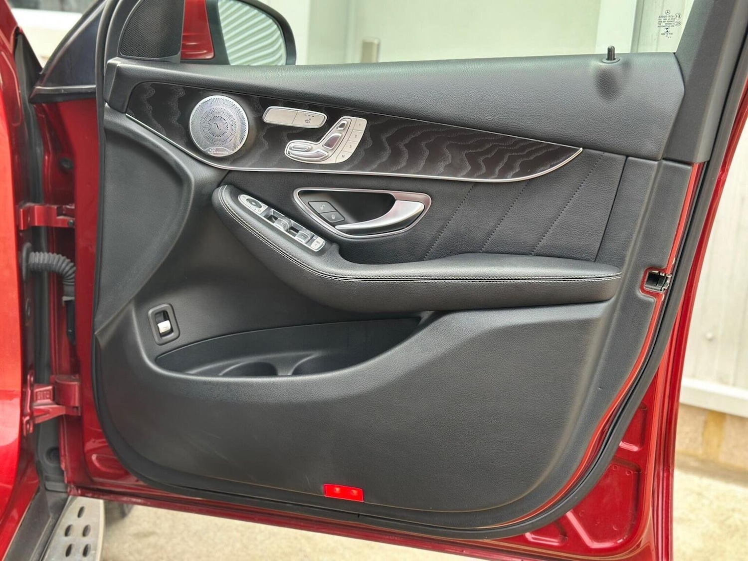 Used Mercedes-Benz GLC 2017 for sale - 76945427: Photo 33