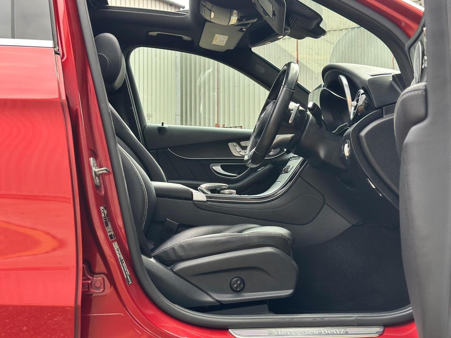 Used Mercedes-Benz GLC 2017 for sale - 76945427: Photo 36