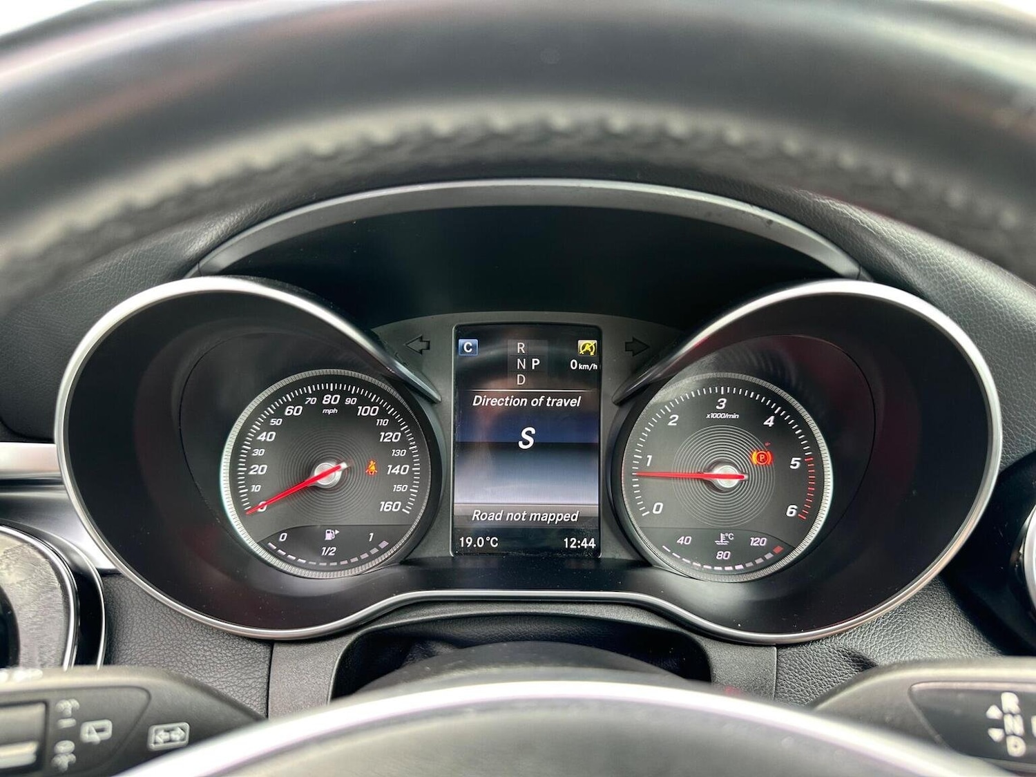 Used Mercedes-Benz GLC 2017 for sale - 76945427: Photo 46