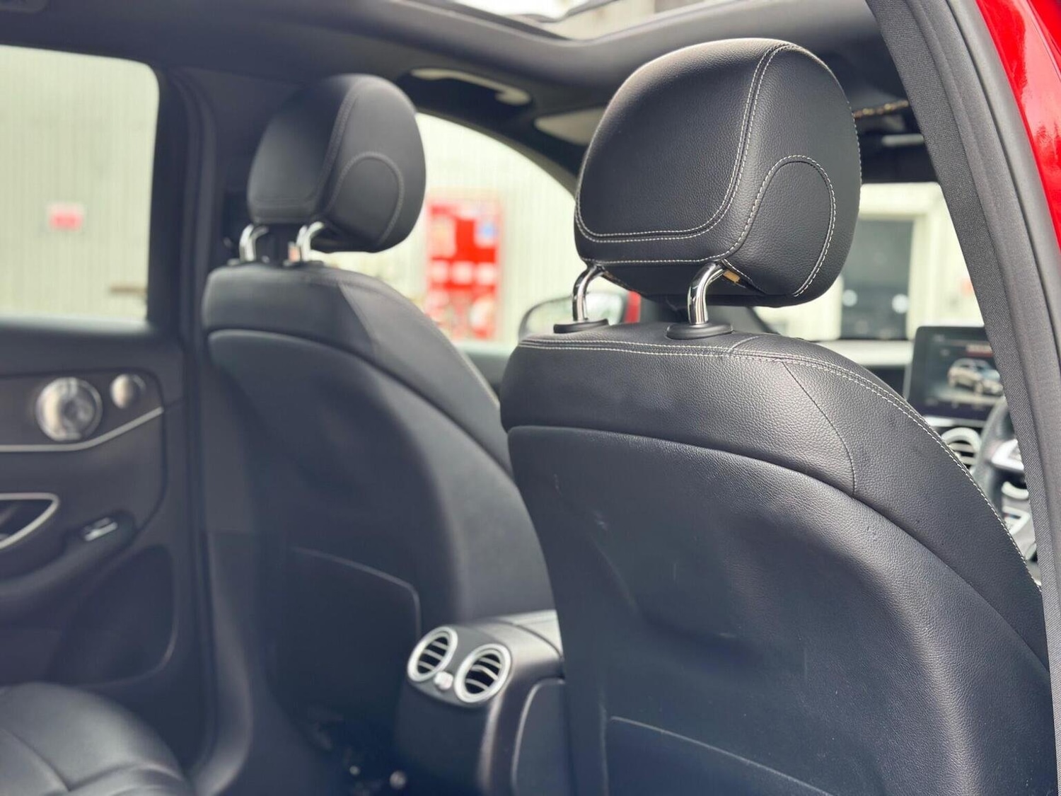 Used Mercedes-Benz GLC 2017 for sale - 76945427: Photo 66