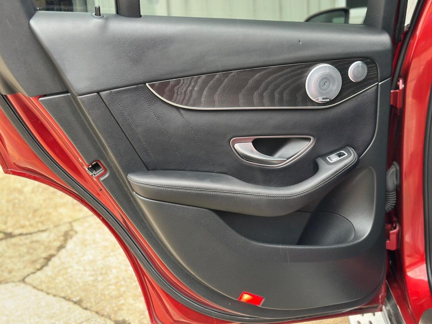 Used Mercedes-Benz GLC 2017 for sale - 76945427: Photo 68