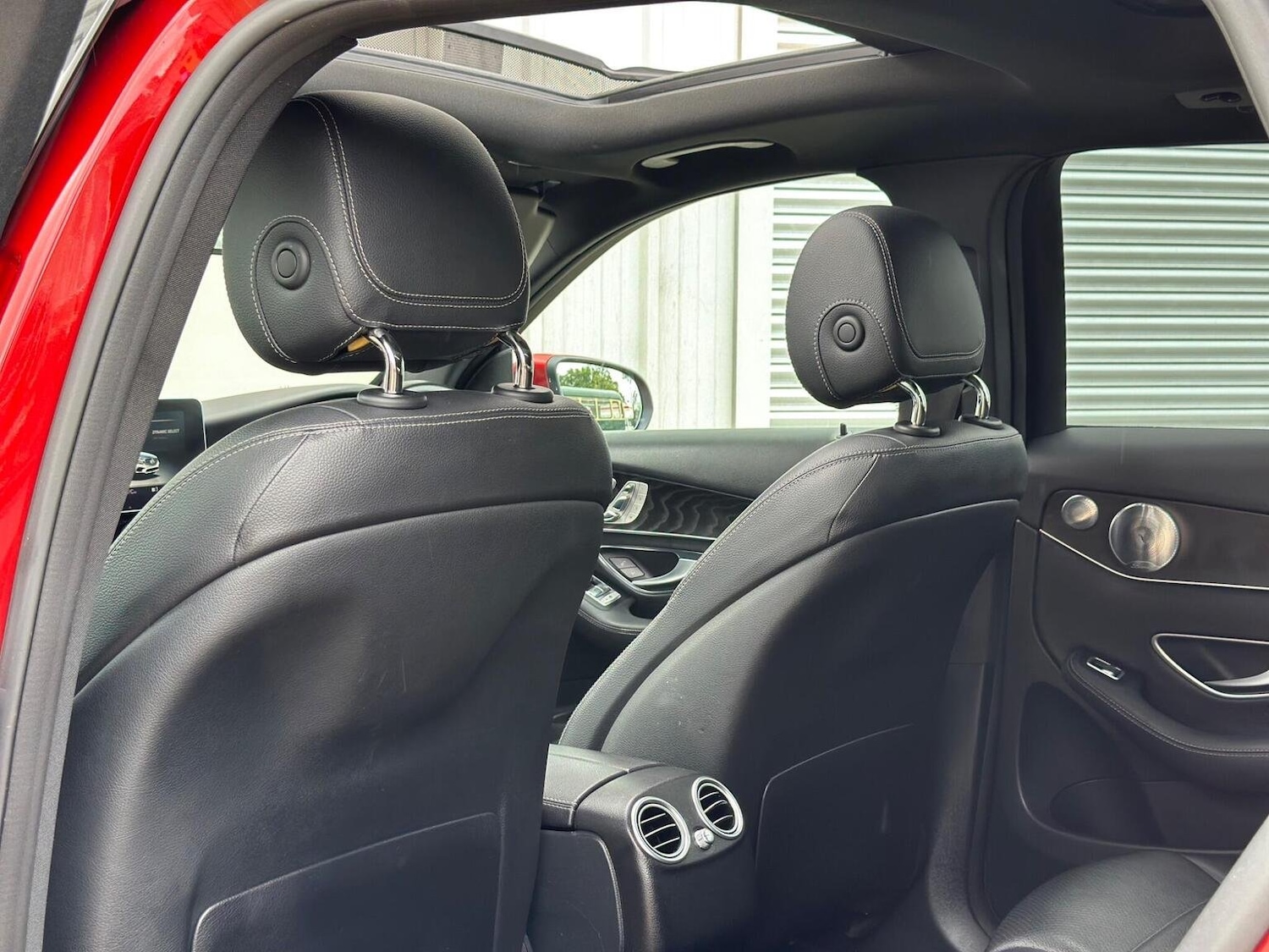 Used Mercedes-Benz GLC 2017 for sale - 76945427: Photo 69