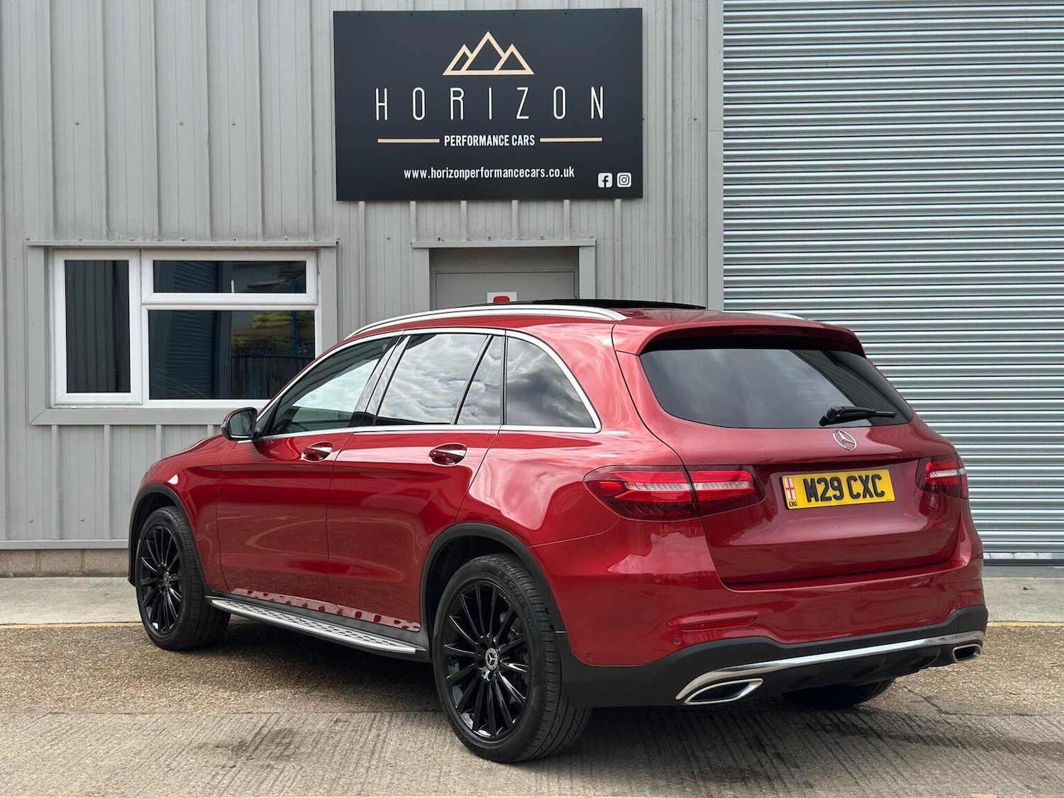 Used Mercedes-Benz GLC 2017 for sale - 76945427: Photo 8